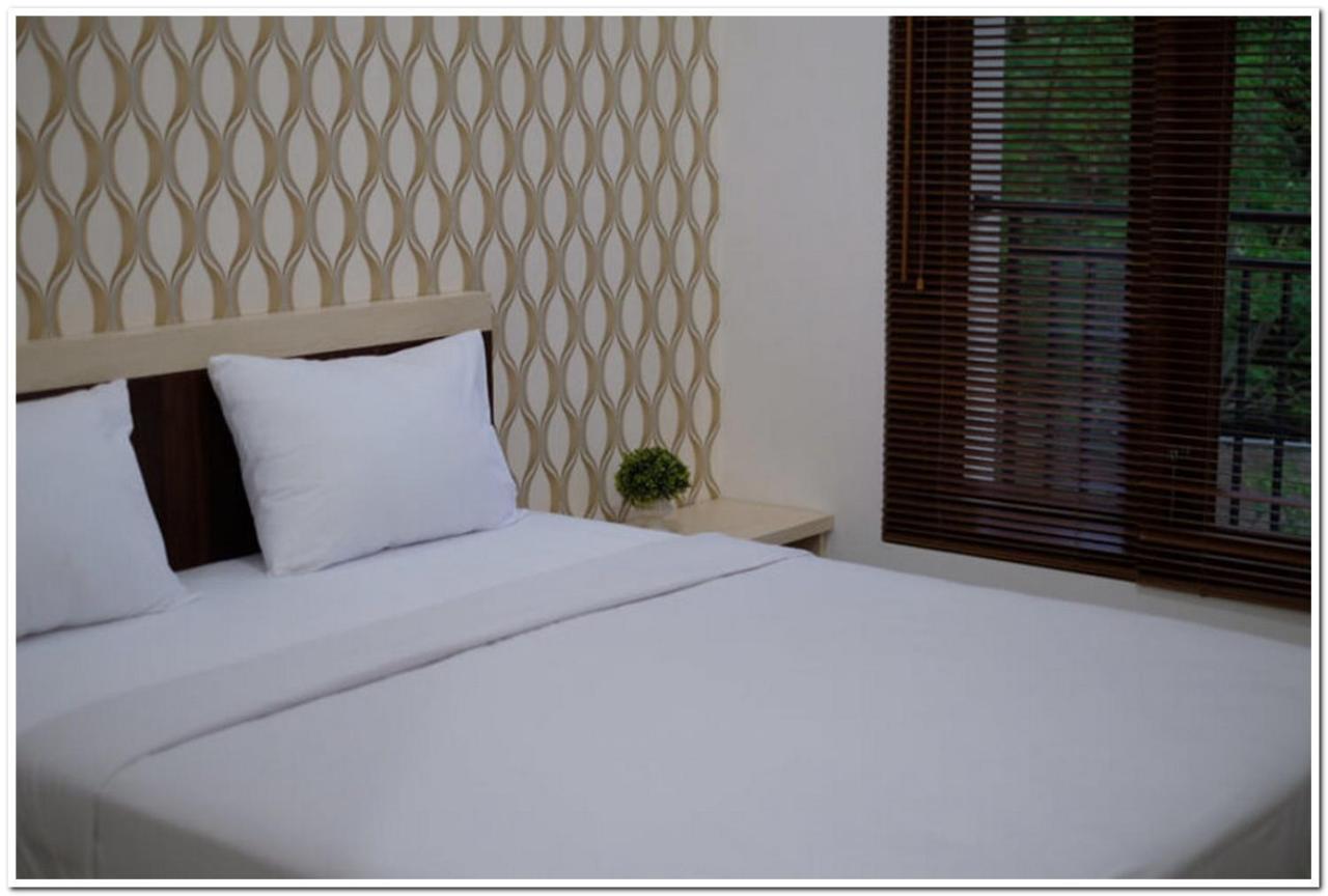 Hotel Reddoorz Syariah At Omah Sawah Balong  Exterior foto